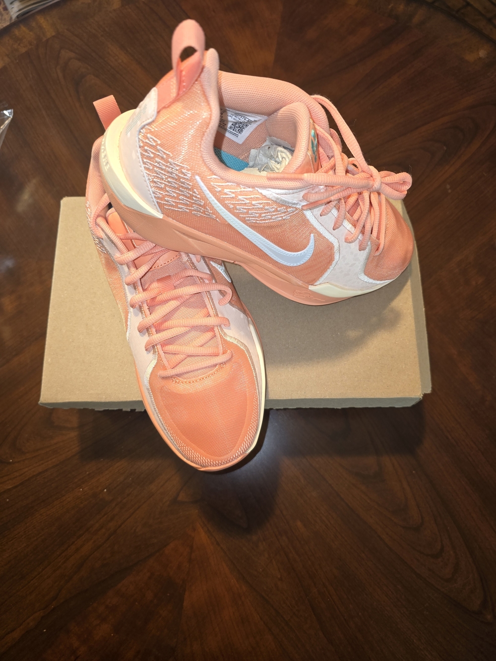 Nike Women’s Coral Athletic Sneakers Size 7